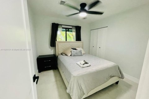 Casa en venta en Wilton Manors, Florida, 4 dormitorios, 147.06 m2 № 986544 - foto 8