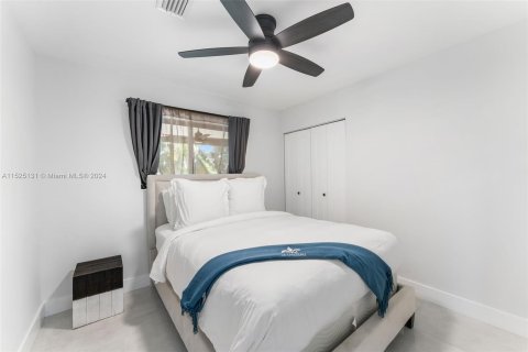 Casa en venta en Wilton Manors, Florida, 4 dormitorios, 147.06 m2 № 986544 - foto 14