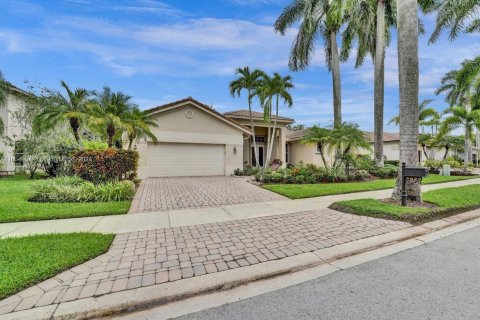 House in Weston, Florida 5 bedrooms № 1381793 - photo 1