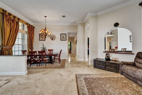 House in Weston, Florida 5 bedrooms № 1381793 - photo 15