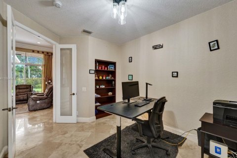 House in Weston, Florida 5 bedrooms № 1381793 - photo 23