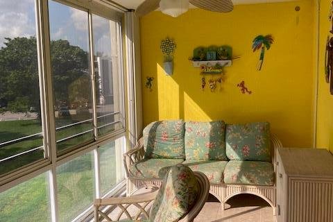 Condominio en venta en Deerfield Beach, Florida, 1 dormitorio, 66.8 m2 № 922476 - foto 11