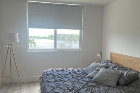 Copropriété à louer à Sunny Isles Beach, Floride: 1 chambre, 70.79 m2 № 1345135 - photo 14