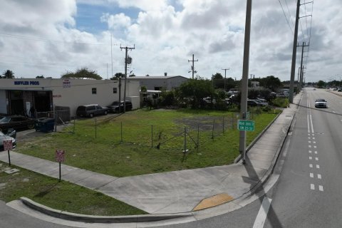 Terrain à vendre à Hollywood, Floride № 970279 - photo 2