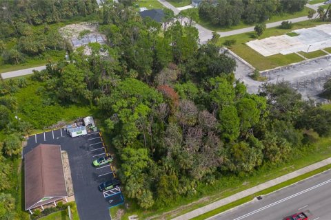 Terreno en venta en Port Charlotte, Florida № 753298 - foto 4