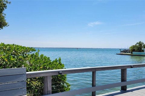 Townhouse in Longboat Key, Florida 1 bedroom, 115.57 sq.m. № 1349191 - photo 28