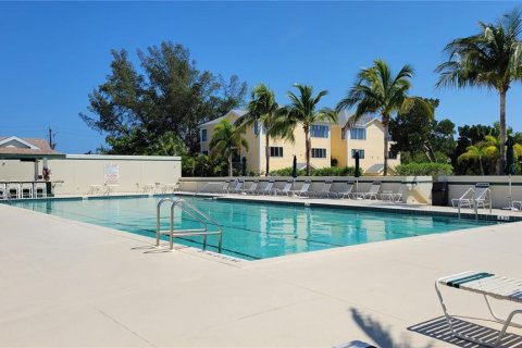 Townhouse in Longboat Key, Florida 1 bedroom, 115.57 sq.m. № 1349191 - photo 30