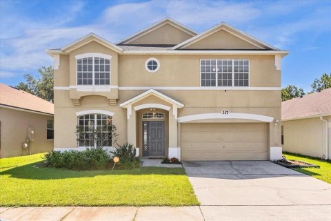 Villa ou maison à louer à Orlando, Floride: 5 chambres, 257.9 m2 № 1349146 - photo 1