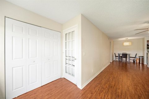 Copropriété à vendre à Orlando, Floride: 2 chambres, 85.38 m2 № 1288295 - photo 18