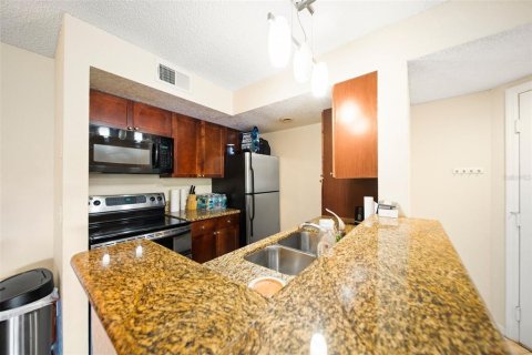 Condominio en venta en Orlando, Florida, 2 dormitorios, 85.38 m2 № 1288295 - foto 3