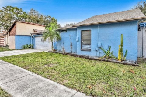 Villa ou maison à vendre à Tampa, Floride: 4 chambres, 169.27 m2 № 1338138 - photo 1