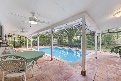 Casa en venta en Cutler Bay, Florida, 3 dormitorios, 165.18 m2 № 858192 - foto 11