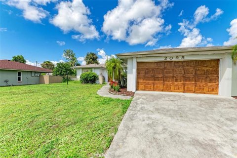 Villa ou maison à vendre à Port Charlotte, Floride: 3 chambres, 152.27 m2 № 1341979 - photo 3