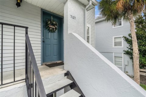 Copropriété à vendre à Tampa, Floride: 2 chambres, 80.27 m2 № 1341976 - photo 2