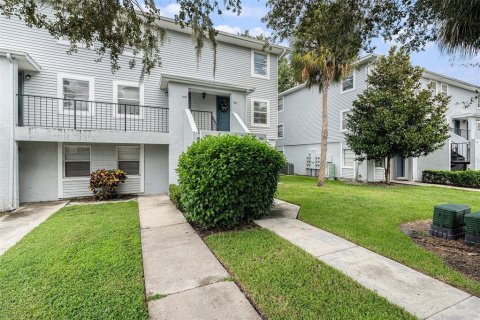 Copropriété à vendre à Tampa, Floride: 2 chambres, 80.27 m2 № 1341976 - photo 4