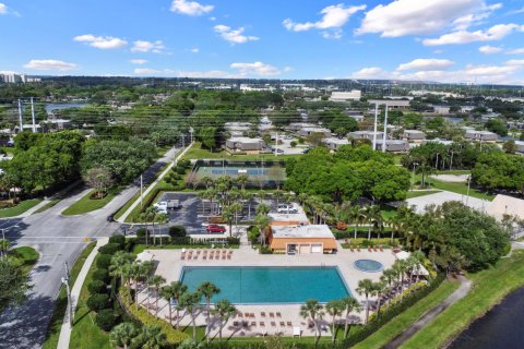 Touwnhouse à vendre à West Palm Beach, Floride: 2 chambres, 114.83 m2 № 1080508 - photo 6