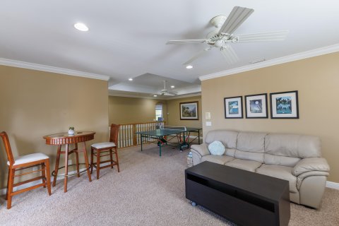 Casa en venta en Vero Beach, Florida, 7 dormitorios, 388.7 m2 № 996458 - foto 4