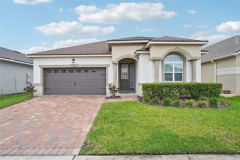 House in Kissimmee, Florida 4 bedrooms, 201.6 sq.m. № 1312865 - photo 1