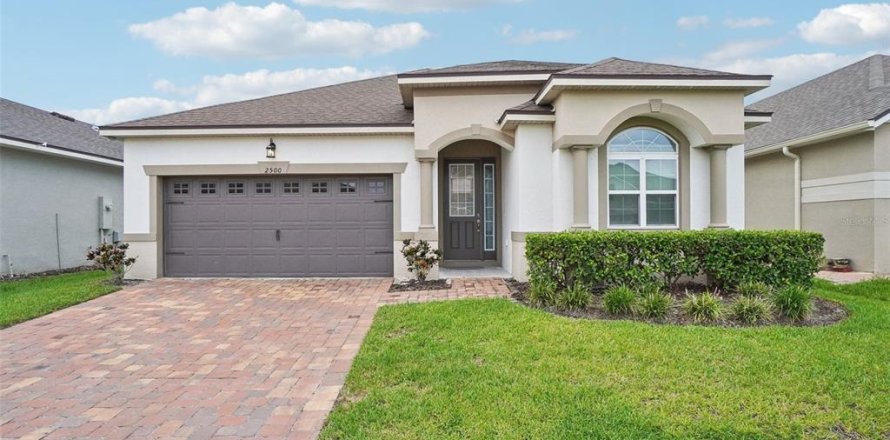 Villa ou maison à Kissimmee, Floride 4 chambres, 201.6 m2 № 1312865