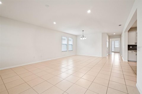 Villa ou maison à vendre à Kissimmee, Floride: 4 chambres, 201.6 m2 № 1312865 - photo 6