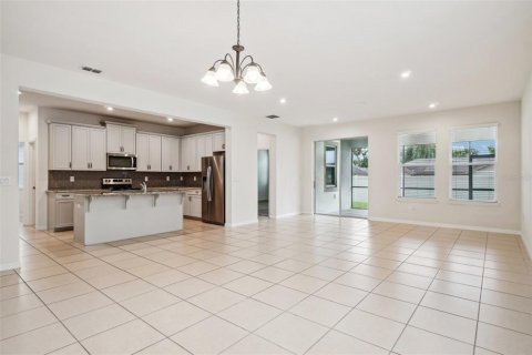 Villa ou maison à vendre à Kissimmee, Floride: 4 chambres, 201.6 m2 № 1312865 - photo 7