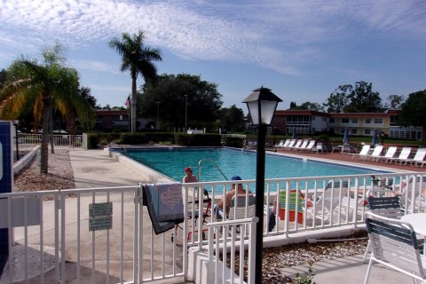 Condo in Stuart, Florida, 1 bedroom  № 756860 - photo 5