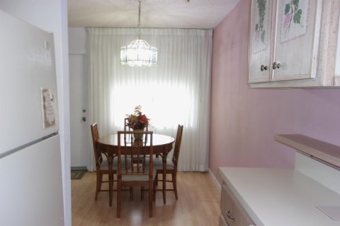 Condo in Stuart, Florida, 1 bedroom  № 756860 - photo 15