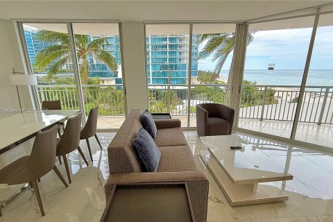 Condo in Sunny Isles Beach, Florida, 3 bedrooms  № 1406194 - photo 13