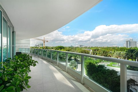 Condominio en venta en Miami, Florida, 2 dormitorios, 149.57 m2 № 1406155 - foto 23