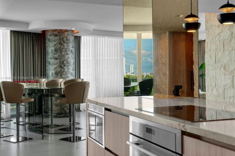 Condominio en venta en Miami, Florida, 2 dormitorios, 149.57 m2 № 1406155 - foto 8