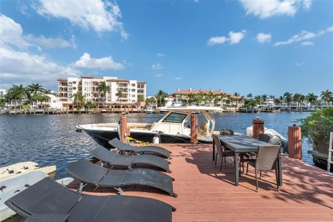 Villa ou maison à vendre à Fort Lauderdale, Floride: 3 chambres, 142.7 m2 № 1079933 - photo 9