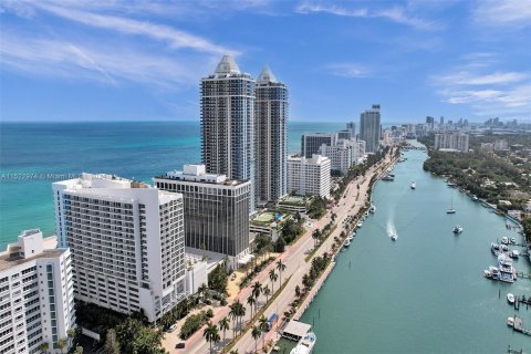 Copropriété à vendre à Miami Beach, Floride: 2 chambres, 186.73 m2 № 983673 - photo 4