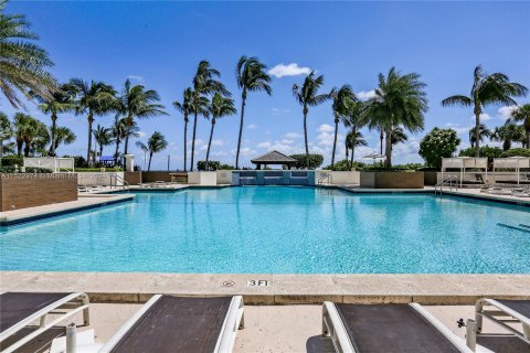 Copropriété à vendre à Miami Beach, Floride: 2 chambres, 186.73 m2 № 983673 - photo 6