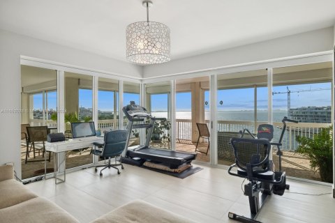 Copropriété à vendre à Miami, Floride: 2 chambres, 284.28 m2 № 1355287 - photo 19