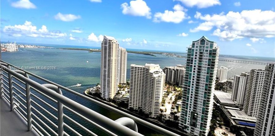 Condo in Miami, Florida, 1 bedroom  № 1355333