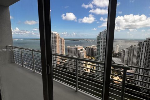 Condo in Miami, Florida, 1 bedroom  № 1355333 - photo 23