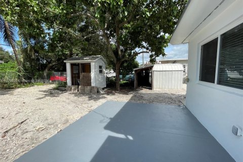 Commercial property in Miami, Florida 208.84 sq.m. № 1404702 - photo 24