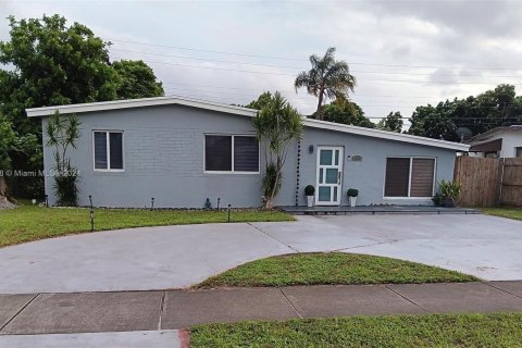 Villa ou maison à vendre à West Park, Floride: 3 chambres, 88.44 m2 № 1404745 - photo 1