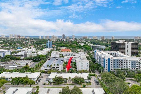 Condo in Fort Lauderdale, Florida, 2 bedrooms  № 1404704 - photo 13