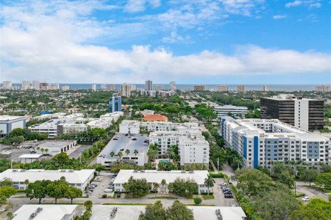 Condo in Fort Lauderdale, Florida, 2 bedrooms  № 1404704 - photo 16