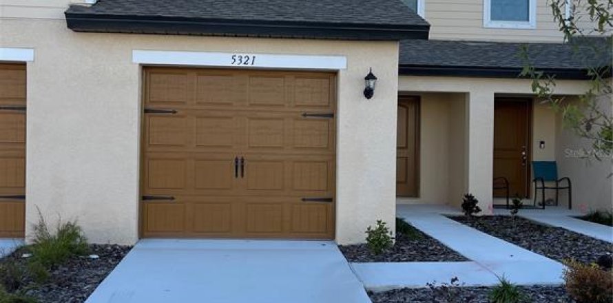 Townhouse in Tampa, Florida 3 bedrooms, 160.81 sq.m. № 1385049