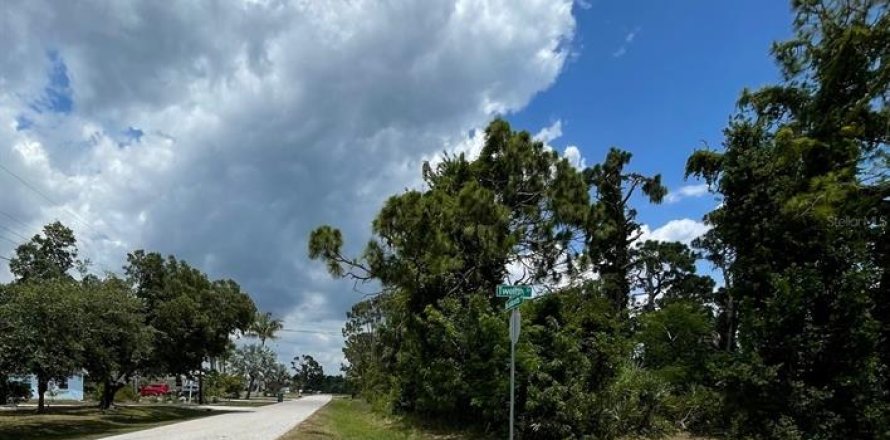 Terreno en Englewood, Florida № 1196392