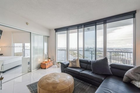 Copropriété à vendre à Miami, Floride: 2 chambres, 97.36 m2 № 1228220 - photo 6