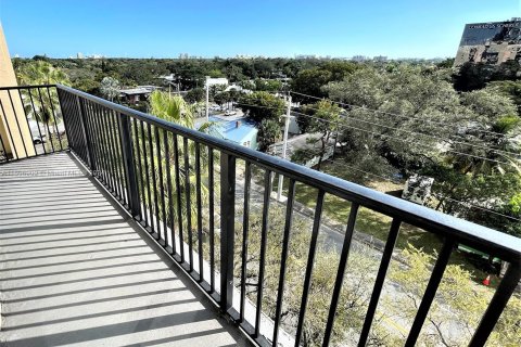 Condo in Fort Lauderdale, Florida, 1 bedroom  № 1228269 - photo 1