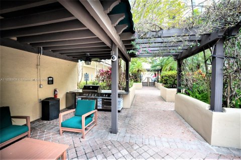 Condo in Fort Lauderdale, Florida, 1 bedroom  № 1228269 - photo 22