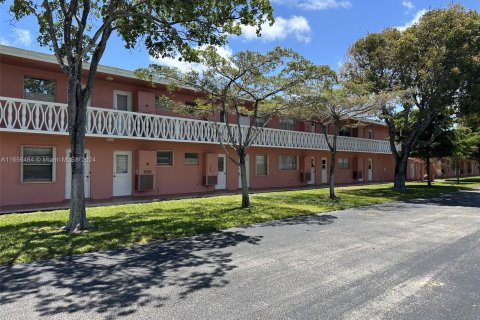 Copropriété à vendre à Boca Raton, Floride: 2 chambres, 77.2 m2 № 1356843 - photo 18