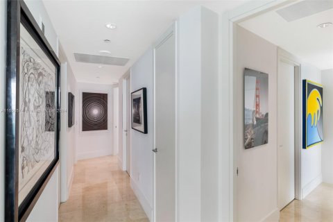 Copropriété à vendre à Bal Harbour, Floride: 2 chambres, 177.72 m2 № 1357010 - photo 20