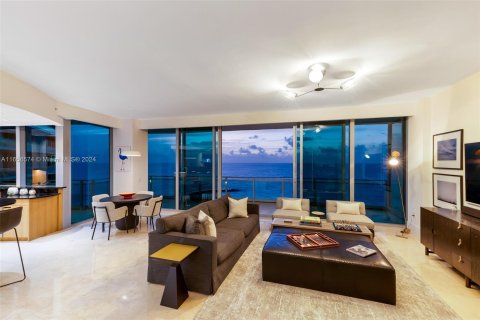 Copropriété à vendre à Bal Harbour, Floride: 2 chambres, 177.72 m2 № 1357010 - photo 6