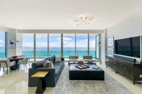 Condo in Bal Harbour, Florida, 2 bedrooms  № 1357010 - photo 7