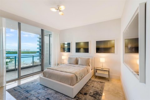 Copropriété à vendre à Bal Harbour, Floride: 2 chambres, 177.72 m2 № 1357010 - photo 22